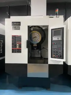 Used Taikan T-500 Vertical Drilling and Tapping Center photo 5