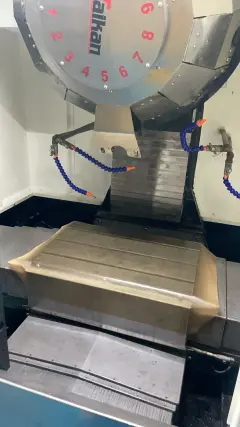 Used Taikan T-500 Vertical Drilling and Tapping Center photo 11