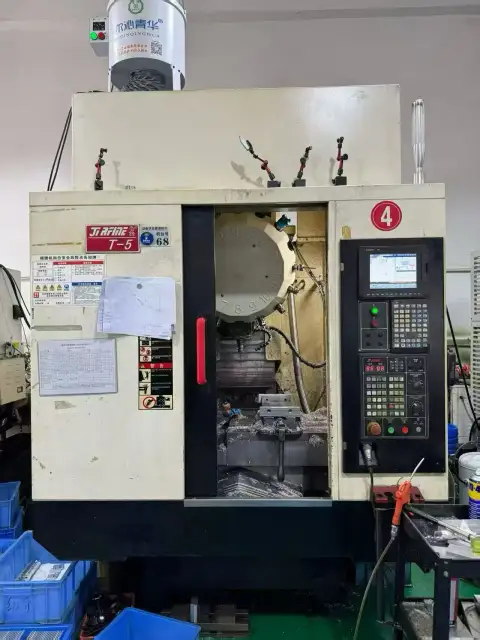 Used JiRFINE T-5 A Vertical Machining Center with Mitsubishi M 70 Control