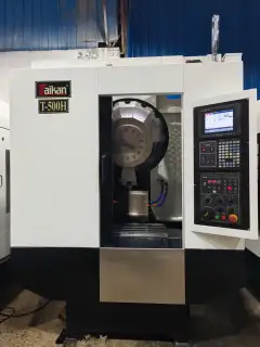 Used Taikan T-500 H Vertical Drilling and Tapping Center with Mitsubishi M 70 photo 1