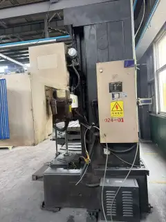 Used Hanchuan T611B Conventional Horizontal Boring and Milling Machine, Φ110 mm Spindle, 1010 mm Worktable, S/N T 441661 photo 6