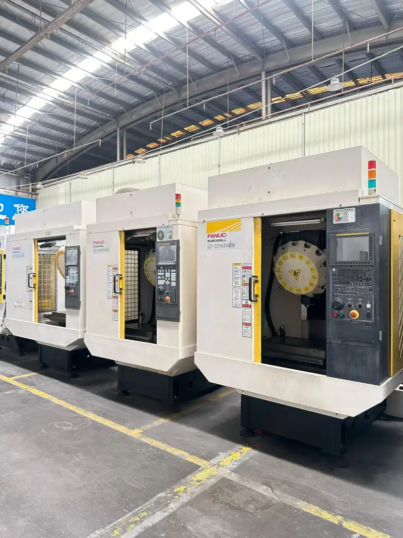 Used FANUC ROBODRILL α-D 14 MiB Vertical Machining Center photo 1