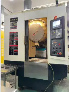 Used Taikan T-500 Vertical CNC Drilling and Tapping Center photo 4