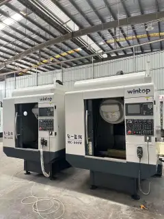 Used Wintop T 500 Vertical Drilling and Tapping Center with Mitsubishi M 80 Control photo 1