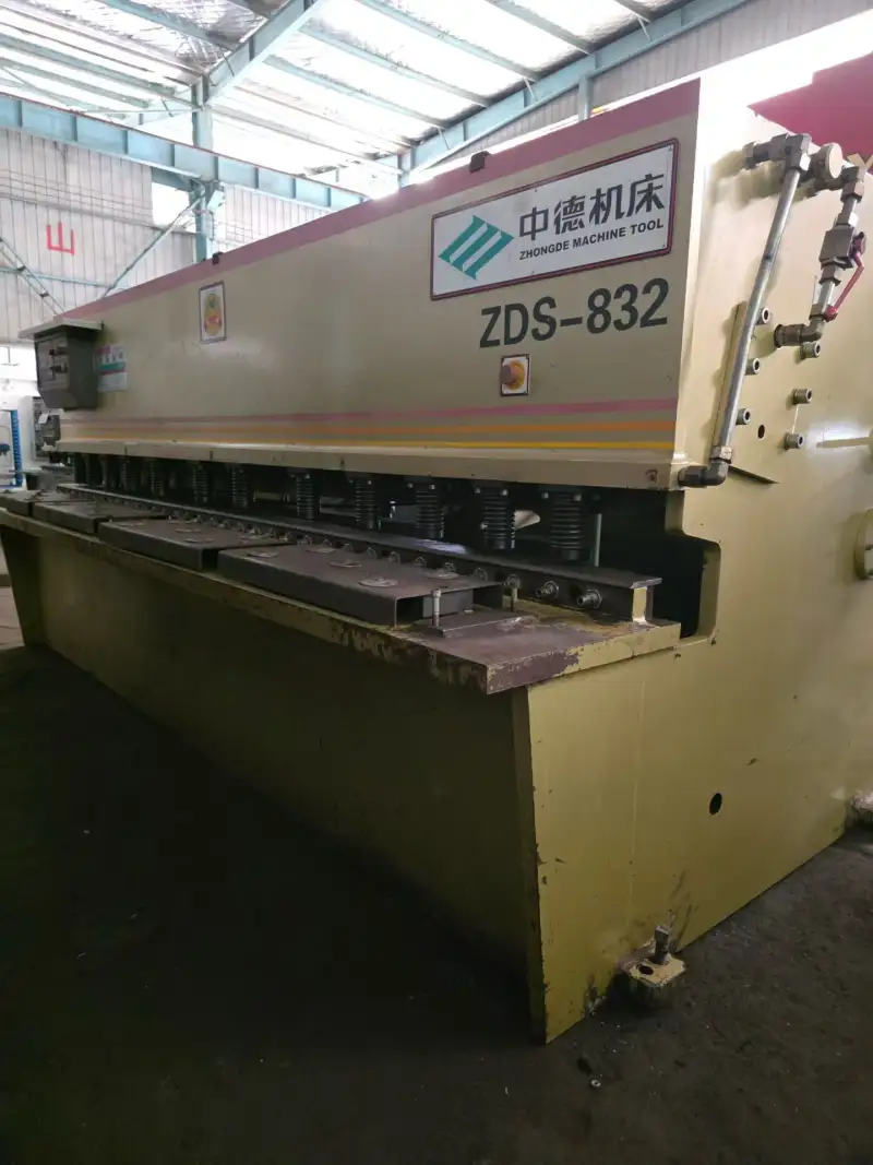 Used Zhongde ZDS-832 Hydraulic Shearing Machine photo 1