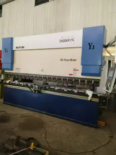 Used 2024 AP-2504 250/4000 Dual-Servo CNC Press Brake with Electric Mechanical Crowning photo 1