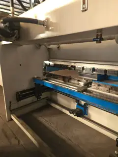 Used DUANSHI WD 67 Y-63 T/2500 Dual-Servo CNC Press Brake photo 2