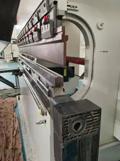 Used Suduan WE 67 K-160/2500 160-Ton CNC Hydraulic Press Brake photo 3