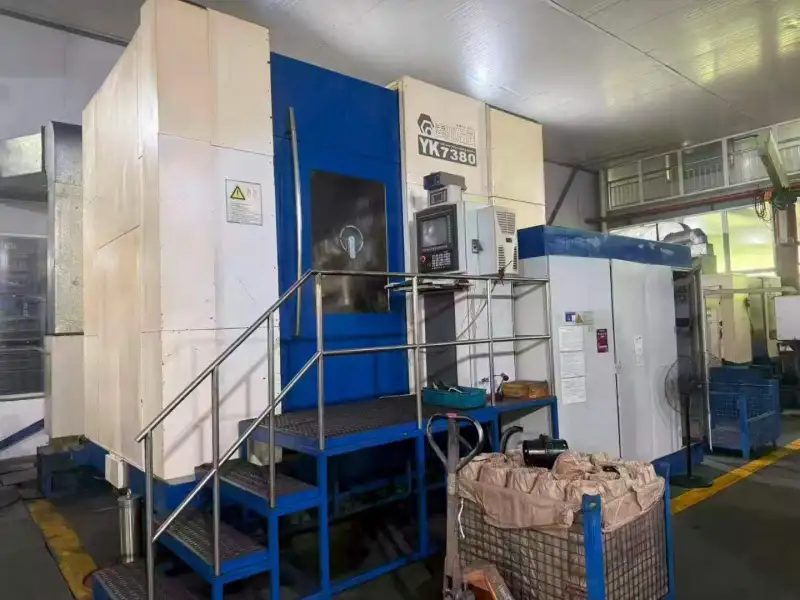 Used Qinchuan YK 7380 CNC Gear Grinding Machine photo 1