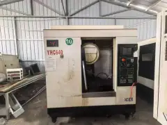 Used Huaya YHC 640 Vertical Drilling and Tapping Center with Mitsubishi M 80 photo 3
