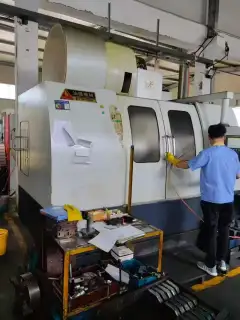 Used YOUJI KVM-1100 Vertical Machining Center photo 1
