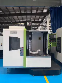 Used Gromax GRM-260 AC 5-Axis Vertical Machining Center photo 2