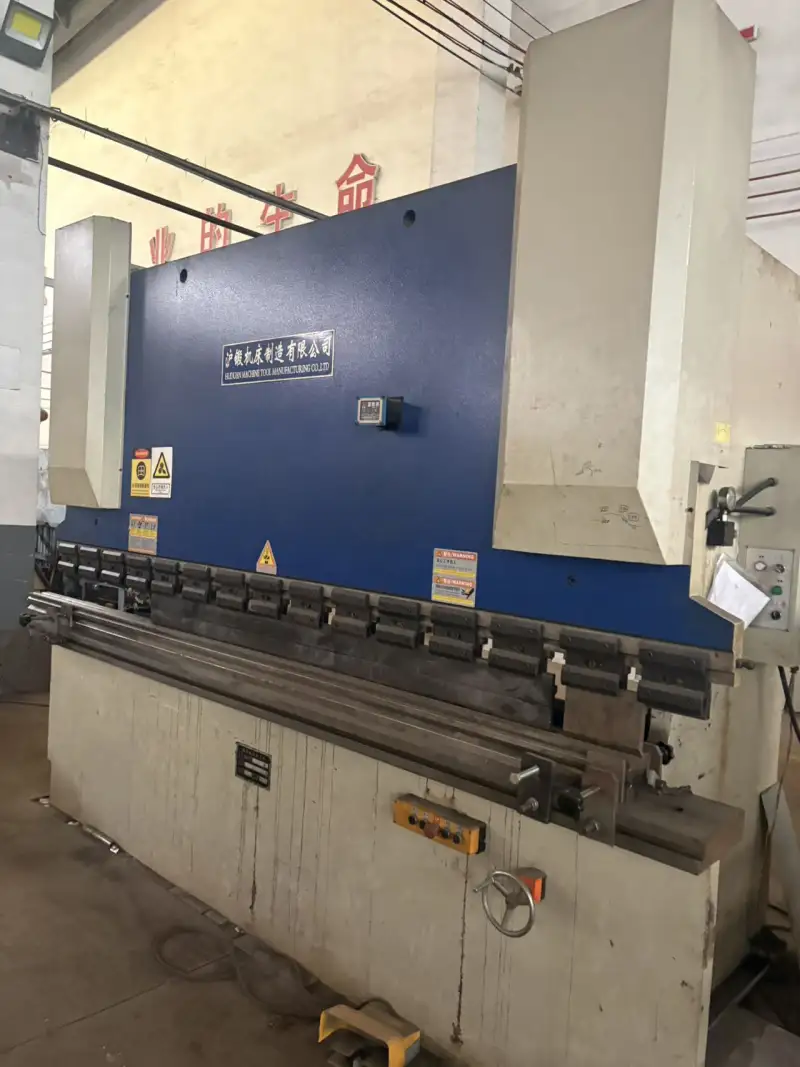 Used Huduan WC 67 Y-160 T/3200 Hydraulic Press Brake photo 1