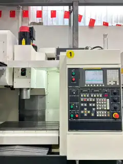 Used Hyundai WIA F 400 Vertical Machining Center with FANUC i Series Control photo 4