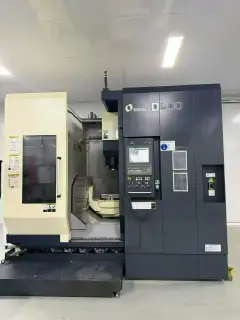 Used Makino D 500 5-Axis Machining Center photo 1