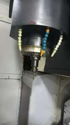 Used Makino D 500 5-Axis Machining Center photo 4