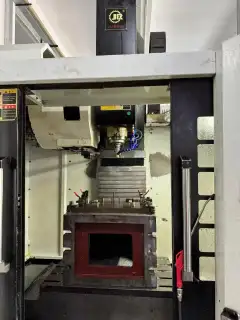 Used JUREN CNC 650 L Vertical Machining Center with Mitsubishi M 80 Control photo 8