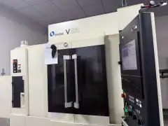 Used Makino V 33 i Vertical Machining Center with 30,000 rpm Motorized Spindle photo 1