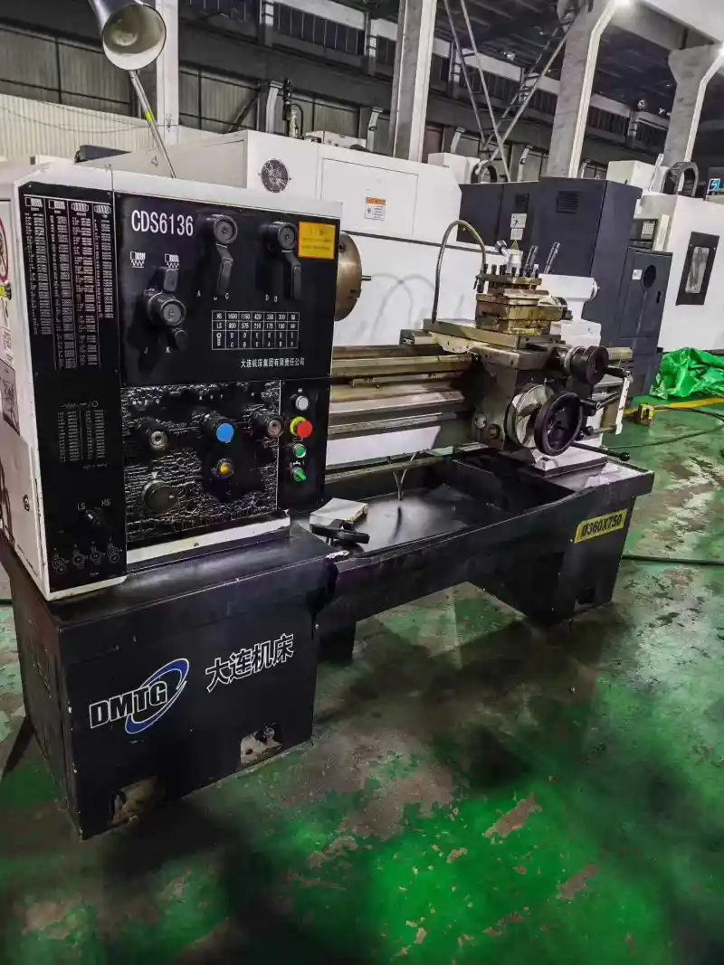 Used Dalian CDS 6136 Horizontal Lathe photo 1