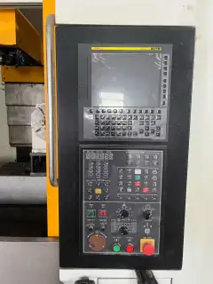 Used Runstar HS-1066 H Raised-Column Vertical Machining Center with FANUC 0i-MF Plus photo 2