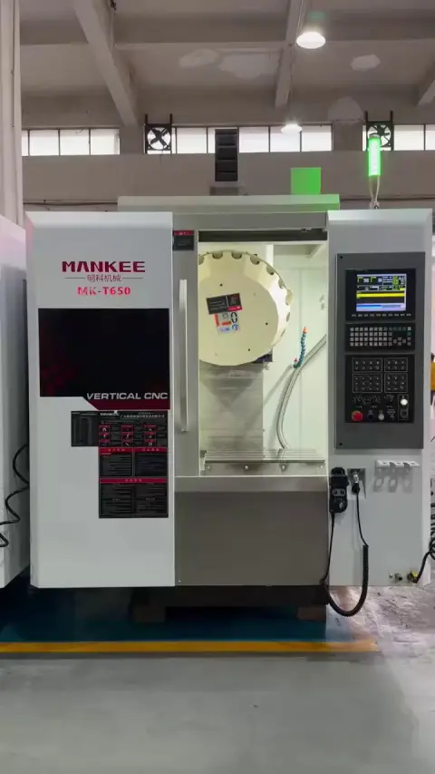 مركز حفر وتسنين عمودي Mingke 650 مستعمل مع SYNTEC 22 MA