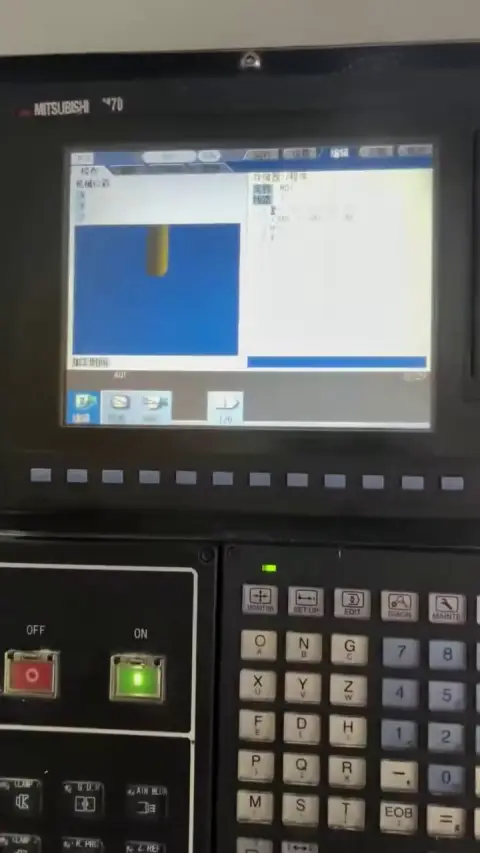 Pusat Pemesinan Vertikal Taikan T 5 Bekas