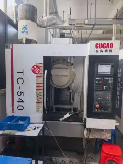 Used GUGAO T-540 High-Speed Vertical Drilling and Tapping Center with Mitsubishi M 80 photo 9