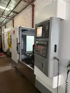 Used Xiangyu 1060 Vertical Machining Center with Mitsubishi M 80 Control photo 5