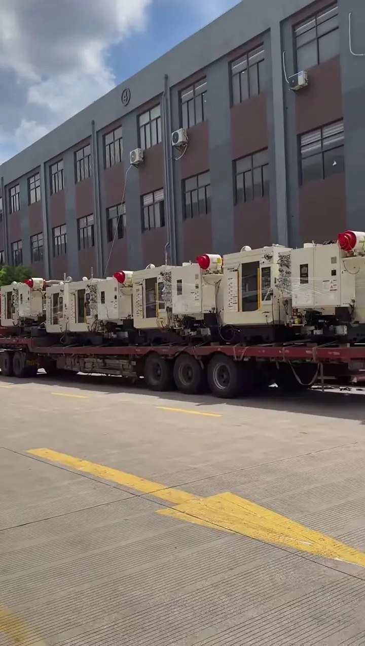 Used DN Solutions 4050 Drilling and Tapping Center with Mitsubishi M 80 Control photo 1