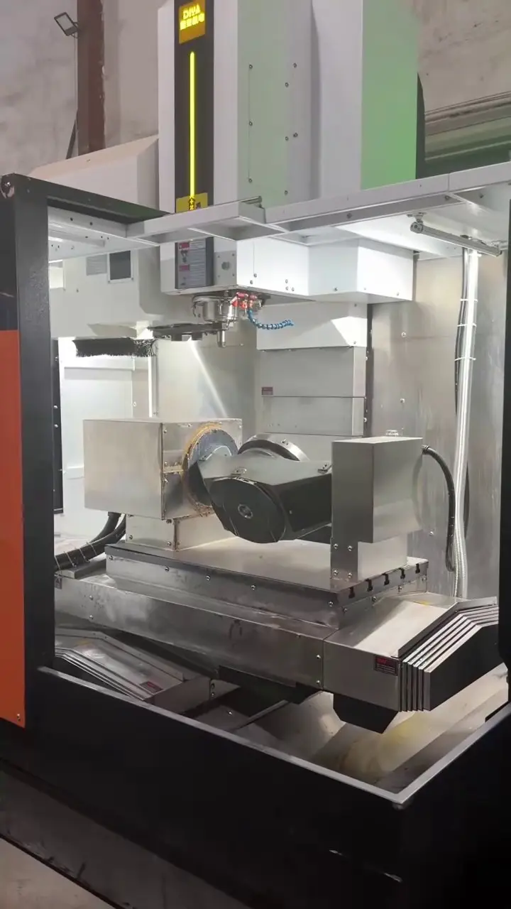 Used Dingya UT-320 5-Axis Vertical Machining Center photo 1