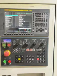 Used Heavy-Duty 850 Vertical Machining Center with Three Linear Guideways photo 3