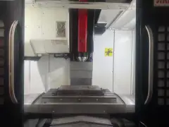 Used Heavy-Duty 850 Vertical Machining Center with Three Linear Guideways photo 5