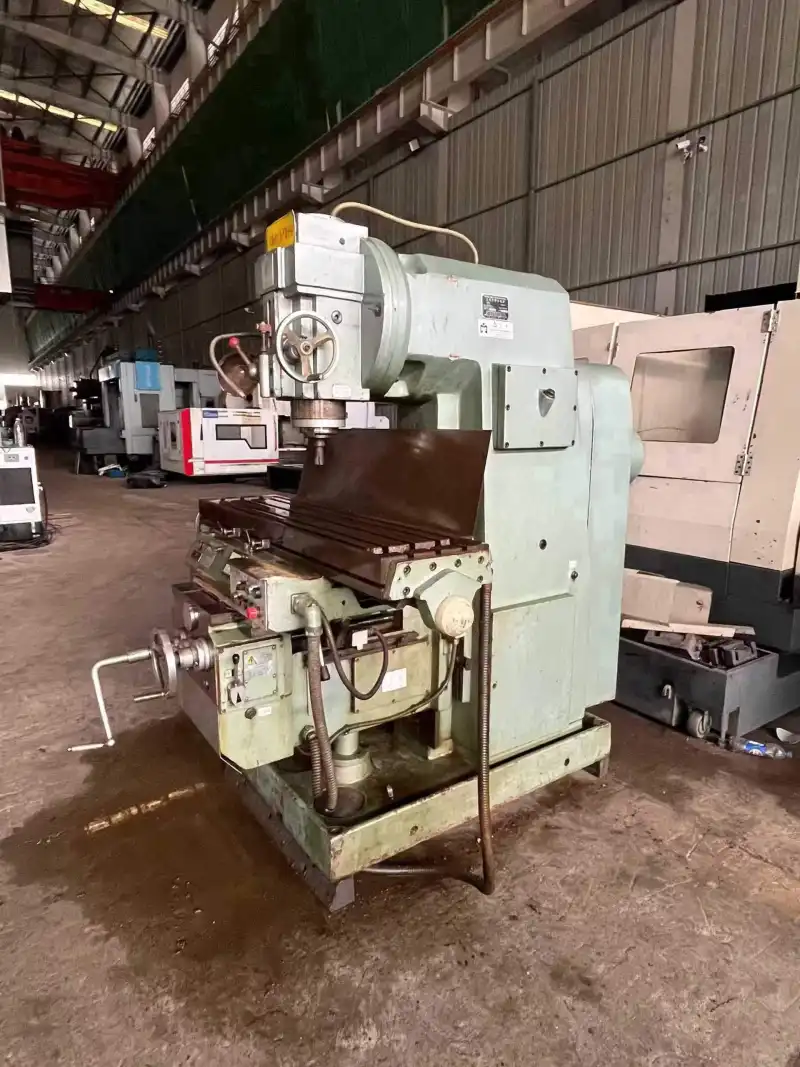 Used Huangshan Wannan X 5032 A Vertical Knee-Type Milling Machine photo 1