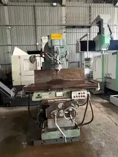 Used Huangshan Wannan X 5032 A Vertical Knee-Type Milling Machine photo 3