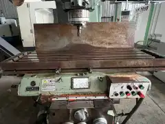 Used Huangshan Wannan X 5032 A Vertical Knee-Type Milling Machine photo 4
