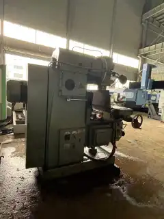 Used Huangshan Wannan X 5032 A Vertical Knee-Type Milling Machine photo 5
