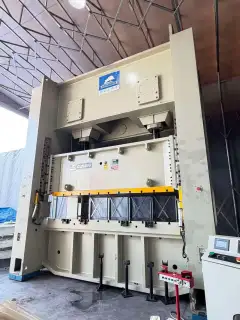 Used GOANWIN D 2 N-600 600-Ton Punch Press photo 2
