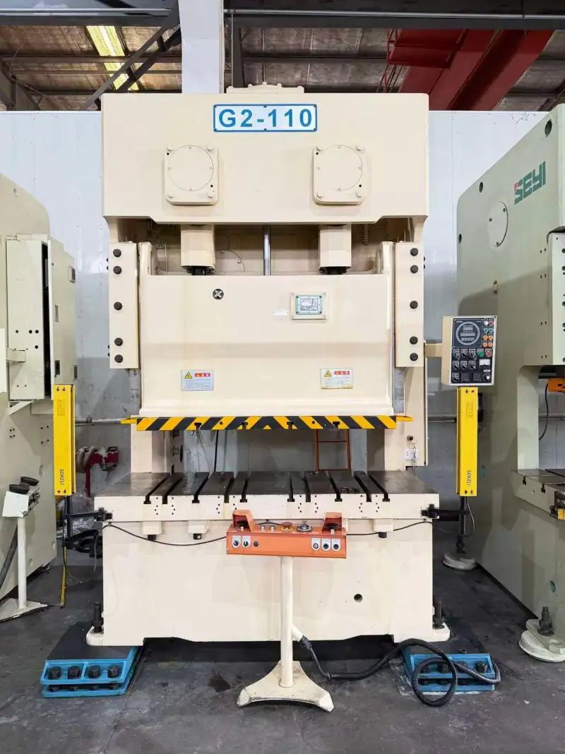 Used CHIN FONG G 2-110 110-Ton Punch Press photo 1