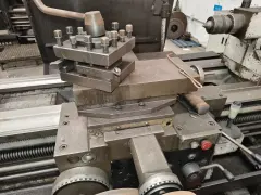 Used Dalian CW 6163 E Universal Lathe, 2000 mm photo 5
