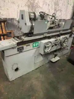 Used Chongqing M 1420 Universal Cylindrical Grinding Machine with Hydrostatic Grinding Head photo 4