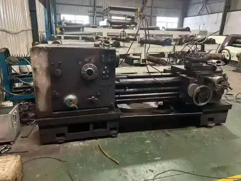 Mesin Bubut Konvensional Dalian 6163/1000 Bekas