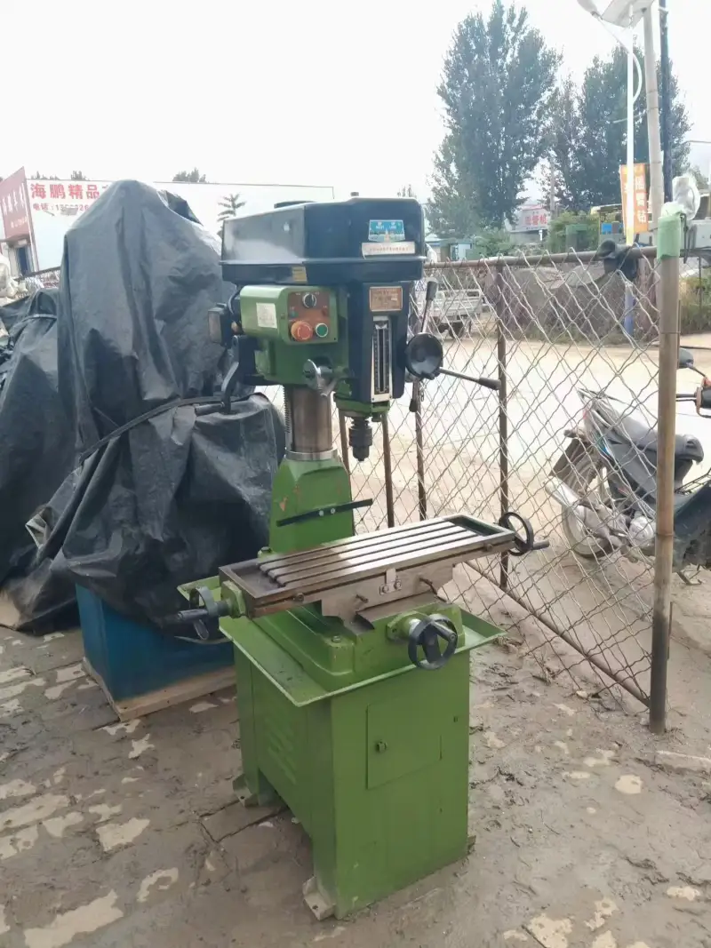 Used Xihu ZX 7032 Drilling and Milling Machine photo 1