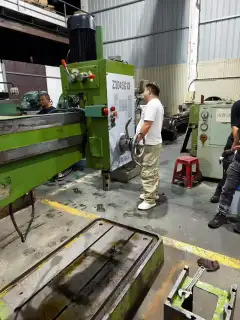 Used Xufeng Z 3045 X 13 Radial Arm Drilling Machine photo 7