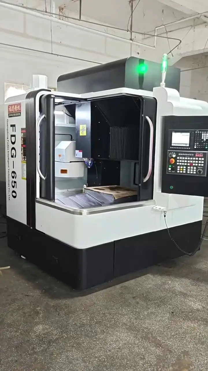 Used Fudao FDG-650 Vertical Machining Center with Mitsubishi E 80 A Control photo 1
