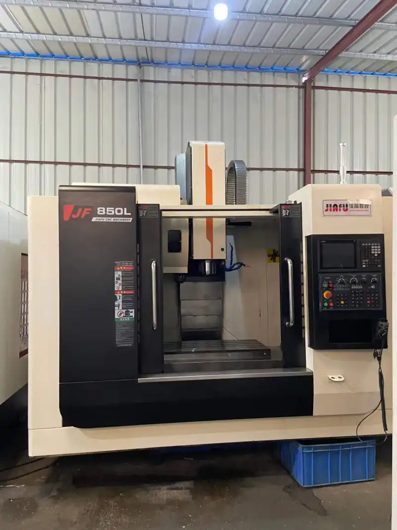 Used JF 850 L Vertical Machining Center with Mitsubishi M 80 Control photo 1