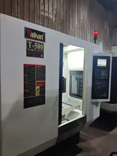 Used Taikan T-500 Vertical Machining Center with Mitsubishi M 70 Control photo 1