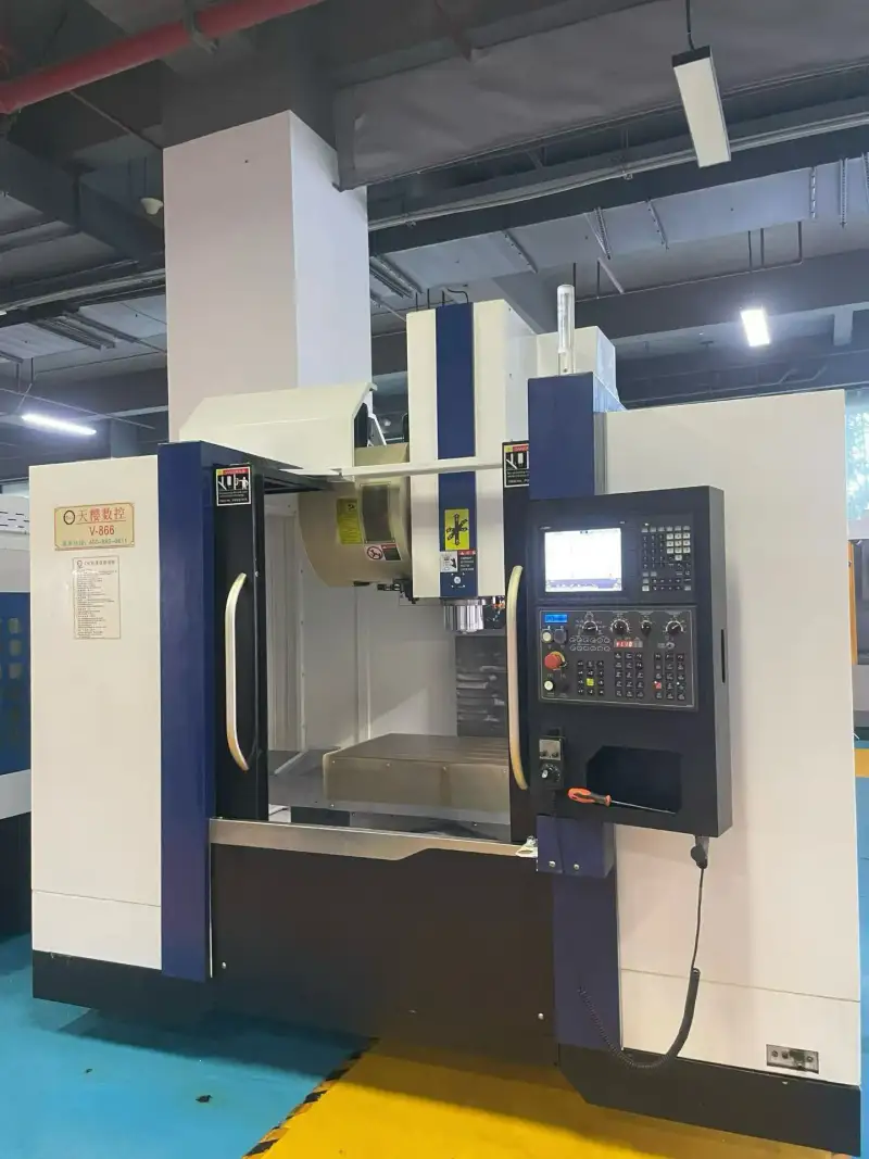 Used Tianying V-866 Heavy-Duty Vertical Machining Center with Mitsubishi M 80 photo 1