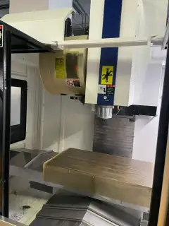 Used Tianying V-866 Heavy-Duty Vertical Machining Center with Mitsubishi M 80 photo 3
