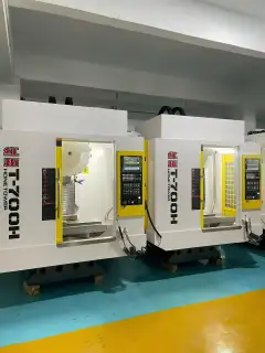 Used HONE TOWER T-700 H CNC Drilling and Tapping Center with Extended Column and 21-Station Servo ATC photo 2