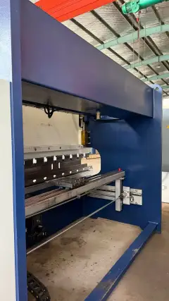 Used GMS 32110 Electro-Hydraulic 4+1 Axis CNC Press Brake photo 5